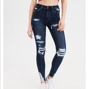 American Eagle high waisted jeans !